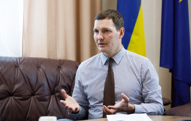 Украина запустит мобильные пункты для выдачи документов украинцам в трех странах