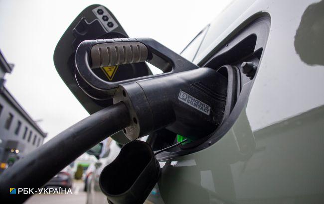 В Україні створять мережу швидкісних автомобільних електрозарядних станцій