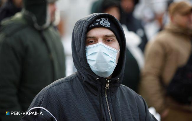 Минздрав изменил требование о ношении масок в "красных" зонах