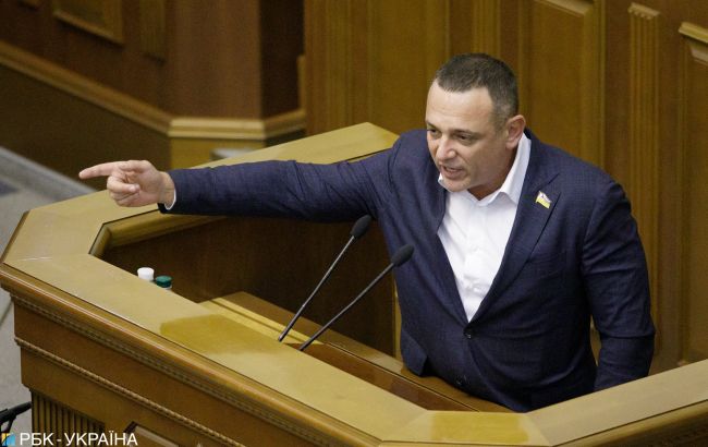 Рада все ж розгляне скандальний "мовний" законопроект