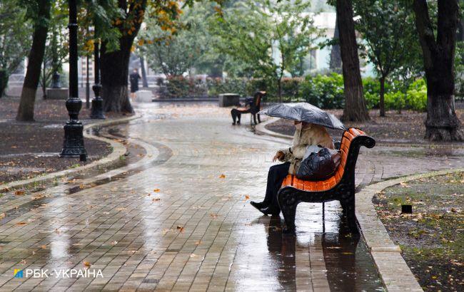 Мокрый снег, дожди и туман: прогноз погоды на сегодня