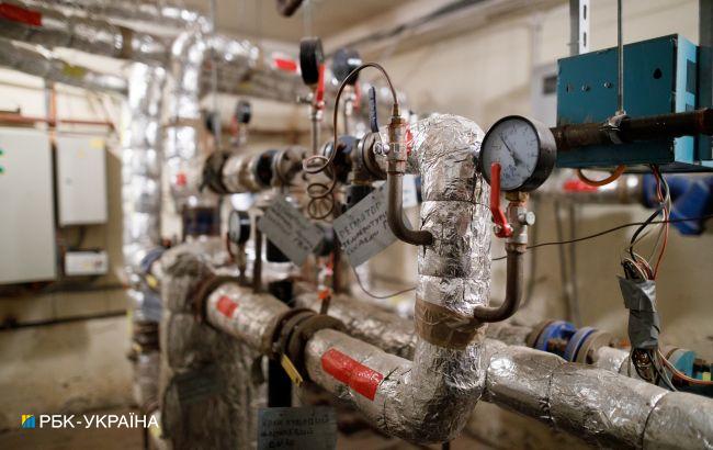 У Києві попередили ЖЕКи про необхідність злити воду з батарей під час аварії: як і коли