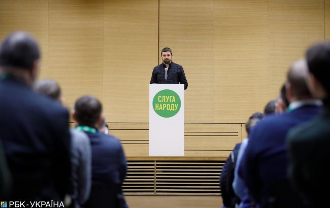 Повышение ренты на добычу руды может негативно сказаться на рейтинге "Слуги народа"