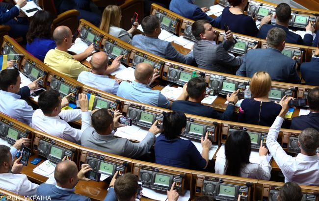 Рада запретила устанавливать заборы вокруг водоемов