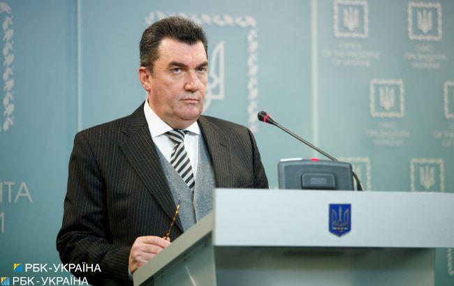 Отрасль кумовства. Данилов анонсировал заседание СНБО по лесной отрасли