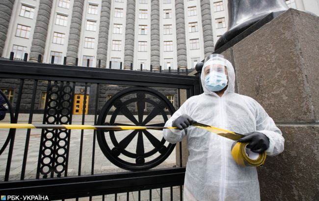 У листопаді наша влада буде змушена впроваджувати жорсткий карантин