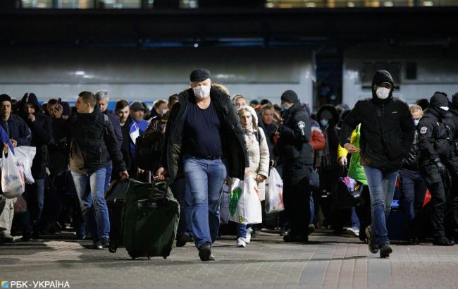Цена спасения: сколько украинцы заплатили за эвакуацию домой
