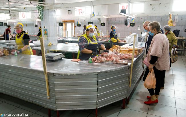 Как вернуть деньги за некачественные продукты на рынке: эксперт дал ответ