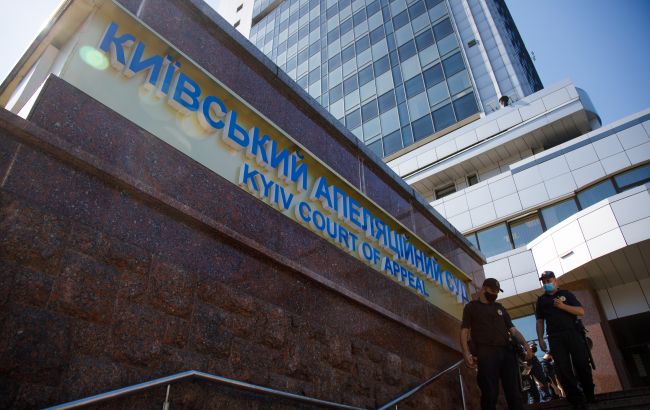 В решении суда об отмене ареста Януковича речь может идти о сугубо процедурных проблемах, - эксперт