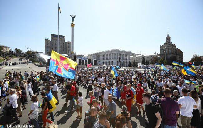 У серпні в Україні буде 11 вихідних днів