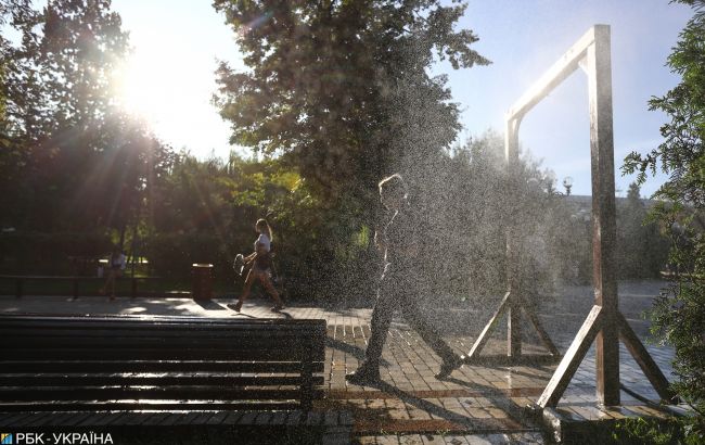 Жара ударит до +37: какой будет погода в Украине сегодня