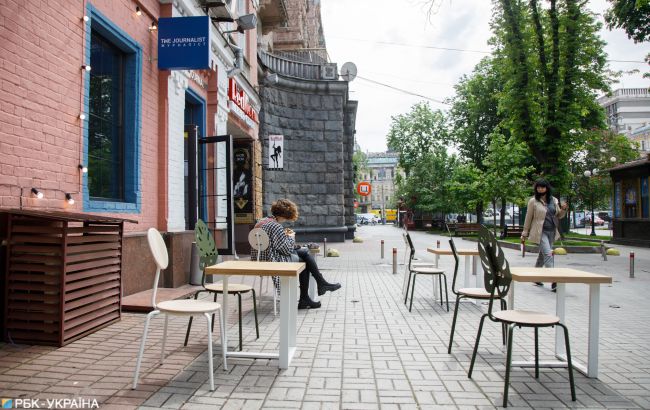 В Луцке просят разрешить работу ресторанов и клубов после 23:00