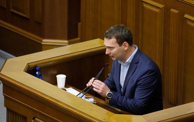 Власть должна снизить налоги для бизнеса, чтобы помочь пережить кризис, - нардеп