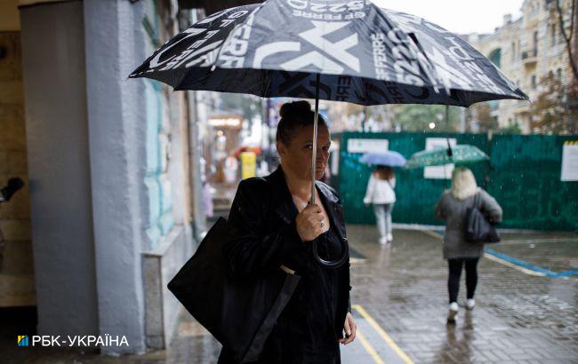 На Киев и область надвигается гроза и град
