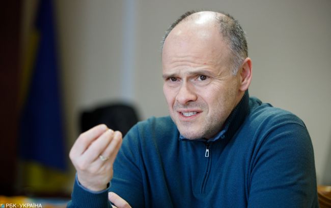 Нардеп будет требовать от премьера объяснений из-за конгресса УАФ во Львове