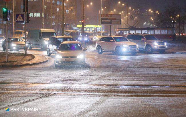 В МВД дали рекомендации водителям из-за гололедицы на дорогах
