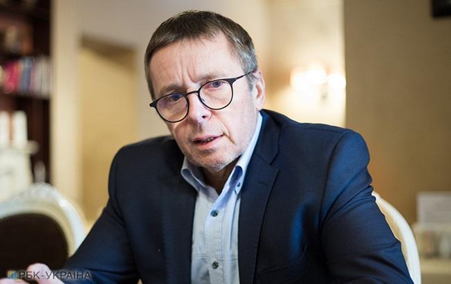 Актуальною проблемою в Україні є нестача робочої сили, - Міклош