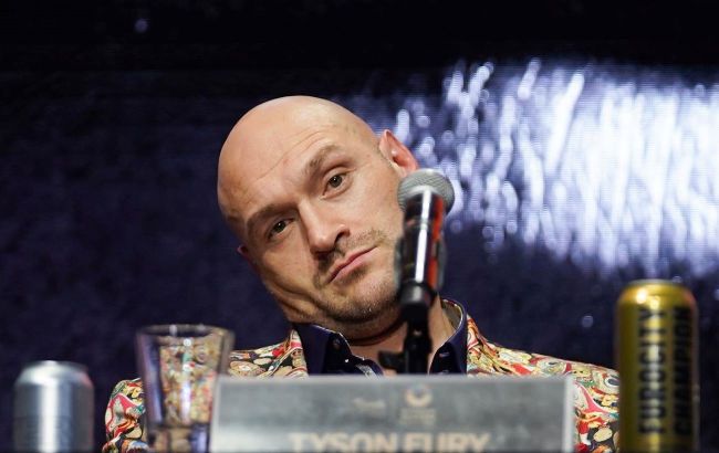 Ф'юрі знайшов "копію" Усика для спарингів перед битвою чемпіонів: фото