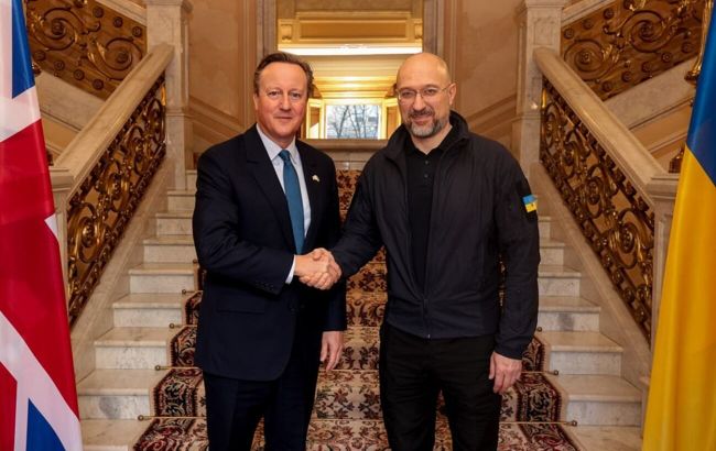 Девід Кемерон в Україні. Що відомо про візит нового голови МЗС Британії