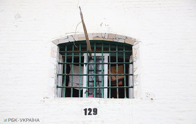 В Житомирской области из колонии сбежали двое осужденных