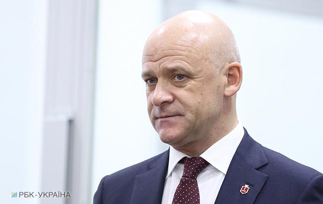 Суд відмовив САП та АРМА у роз'ясненнях з приводу зняття арешту з половини грошей Труханова