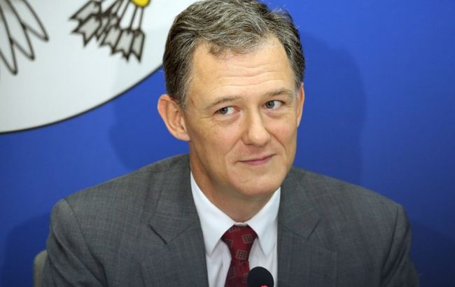 Джулиани вел "кампанию лжи" против Йованович, - сотрудник Госдепа