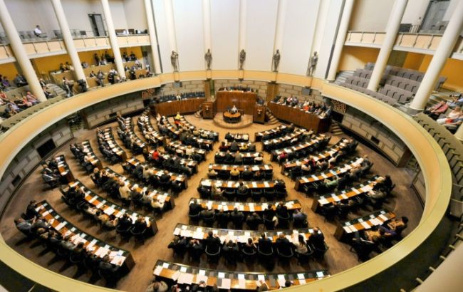 Парламент Финляндии рассмотрит вопрос о выходе страны из еврозоны