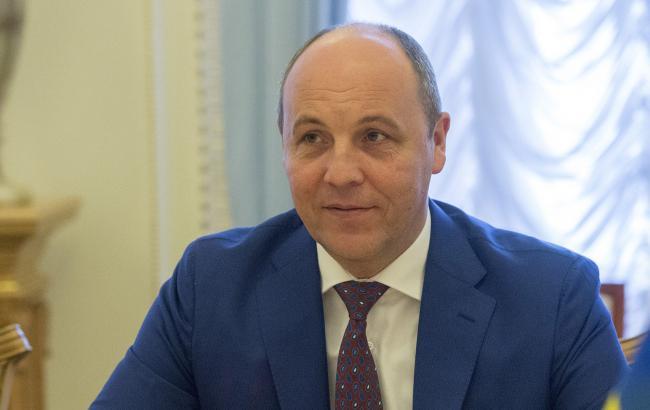 Рада в четверг начнет работу с законопроекта о механизме "единого окна" на таможне