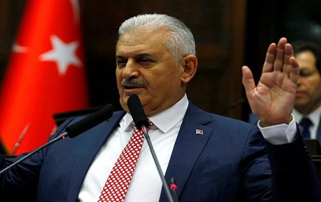 Після спроби перевороту в Туреччині від роботи відсторонили близько 60 тис. осіб