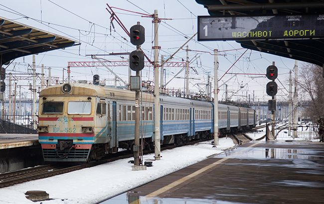 УЗ планирует ускорить движение поездов на нескольких направлениях