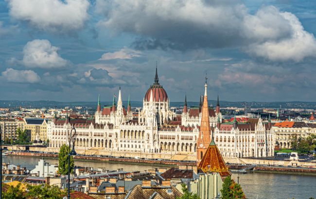 Одна з європейських столиць продовжує безкоштовний проїзд для українців: деталі