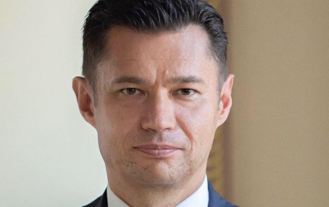 Австрийцы помогают строить оперный театр в Севастополе, Украина готовится ввести санкции