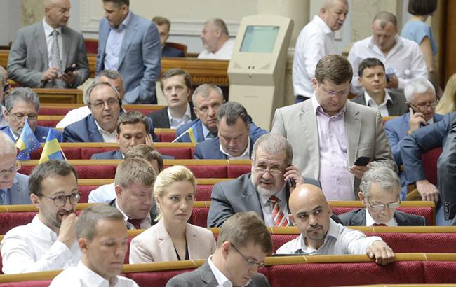 Рада планирует отменить пошлину на ввозимое оборудование для производства фильмов до 2021