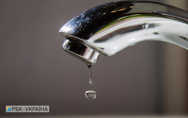 В Киеве отключили холодную воду на 13 улицах из-за аварии на водопроводе
