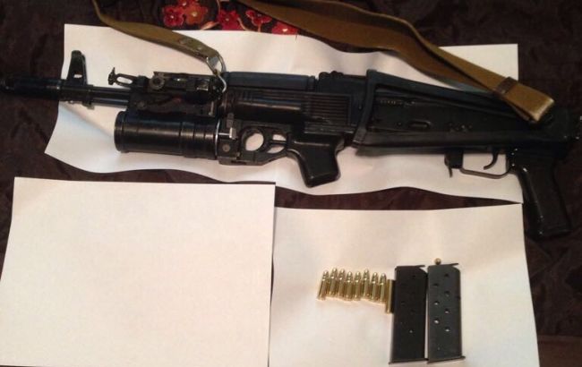 Прокуратура ликвидировала канал торговли оружием из зоны АТО