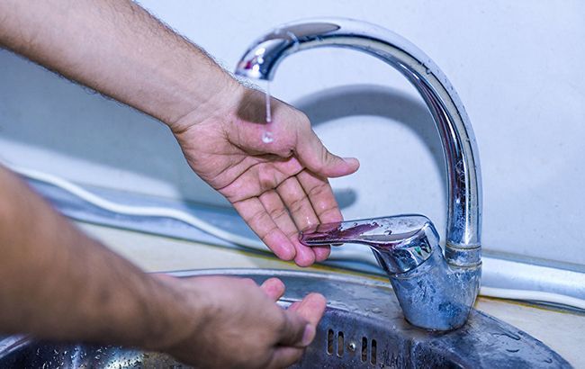 В Україні підвищать тарифи на воду: кому найбільше не пощастить