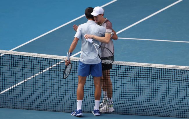 Уперше в кар'єрі. Джоковіч сенсаційно програв півфінал Australian Open