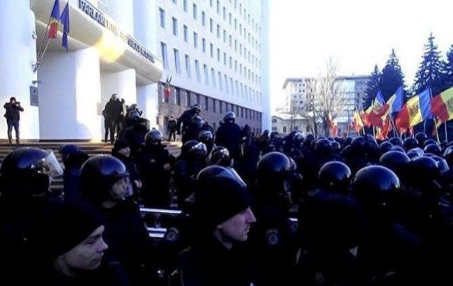 Під час штурму парламенту Молдови постраждали 6 людей