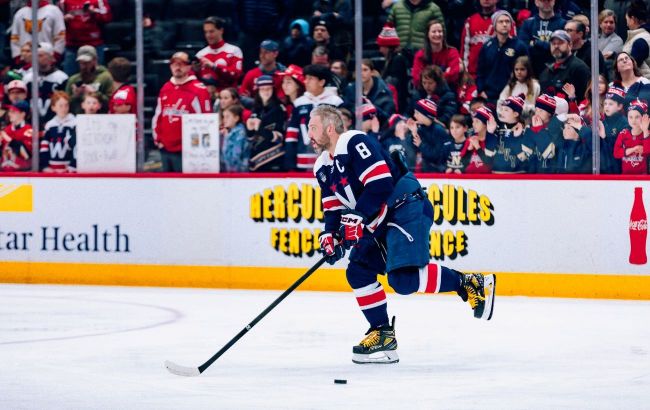 Шанувальник Путіна з дублем шайб став головною зіркою вечора НХЛ: відео