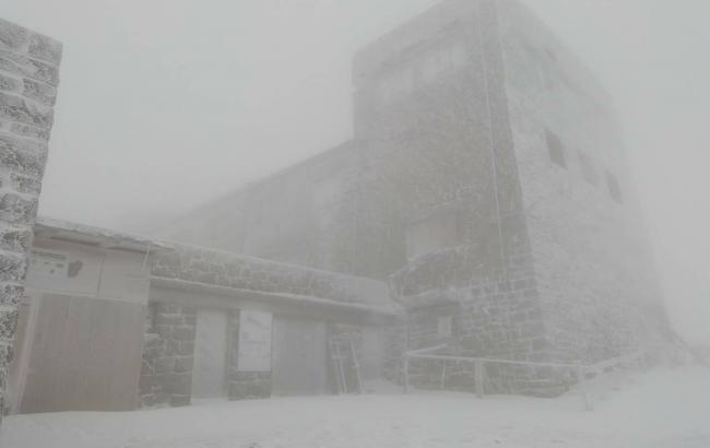 В Карпатах выпал снег и похолодало до -4