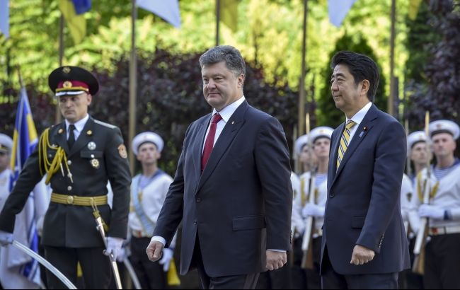 Япония передала МВД Украины 1,5 тыс. автомобилей с гибридными двигателями