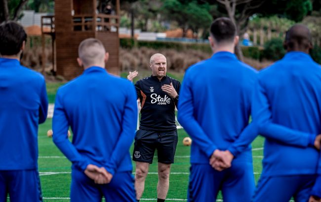 "Евертон" Миколенка вдруге покараний за фінансові порушення: команді світить виліт