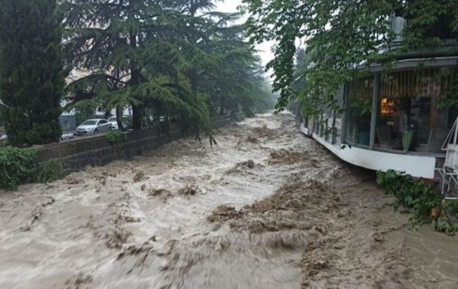 Потоп в Ялте: оккупанты сообщили о первом погибшем