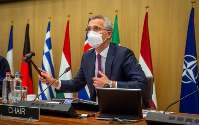 Столтенберг обсудил с Зеленским предстоящий саммит НАТО