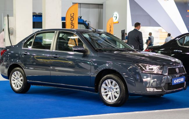 "Хазари" прийшли: в Україні з'явилися легковики нової азербайджанської марки Khazar