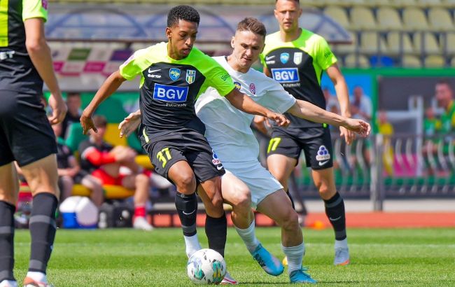 УПЛ: "Зоря" вдесятьох вирвала нічию в "Полісся"