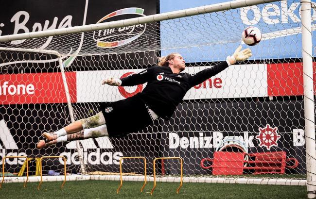 "Бешикташ" недоволен вратарем "Ливерпуля" и хочет досрочно вернуть его