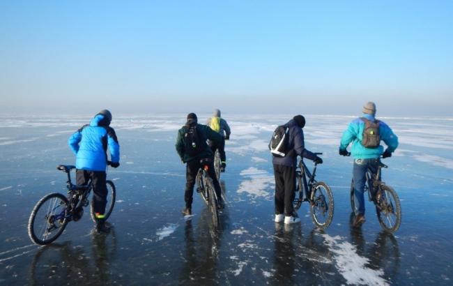 Финляндия запретила пересекать границу с Россией на велосипеде