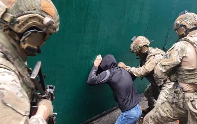 Корректировал удары по позициям ВСУ на востоке. В Бахмуте задержали агента РФ