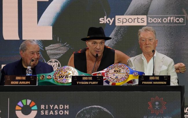 Усик &ndash; Ф'юрі. Промоутер британця пояснив зміну дати бою-реваншу